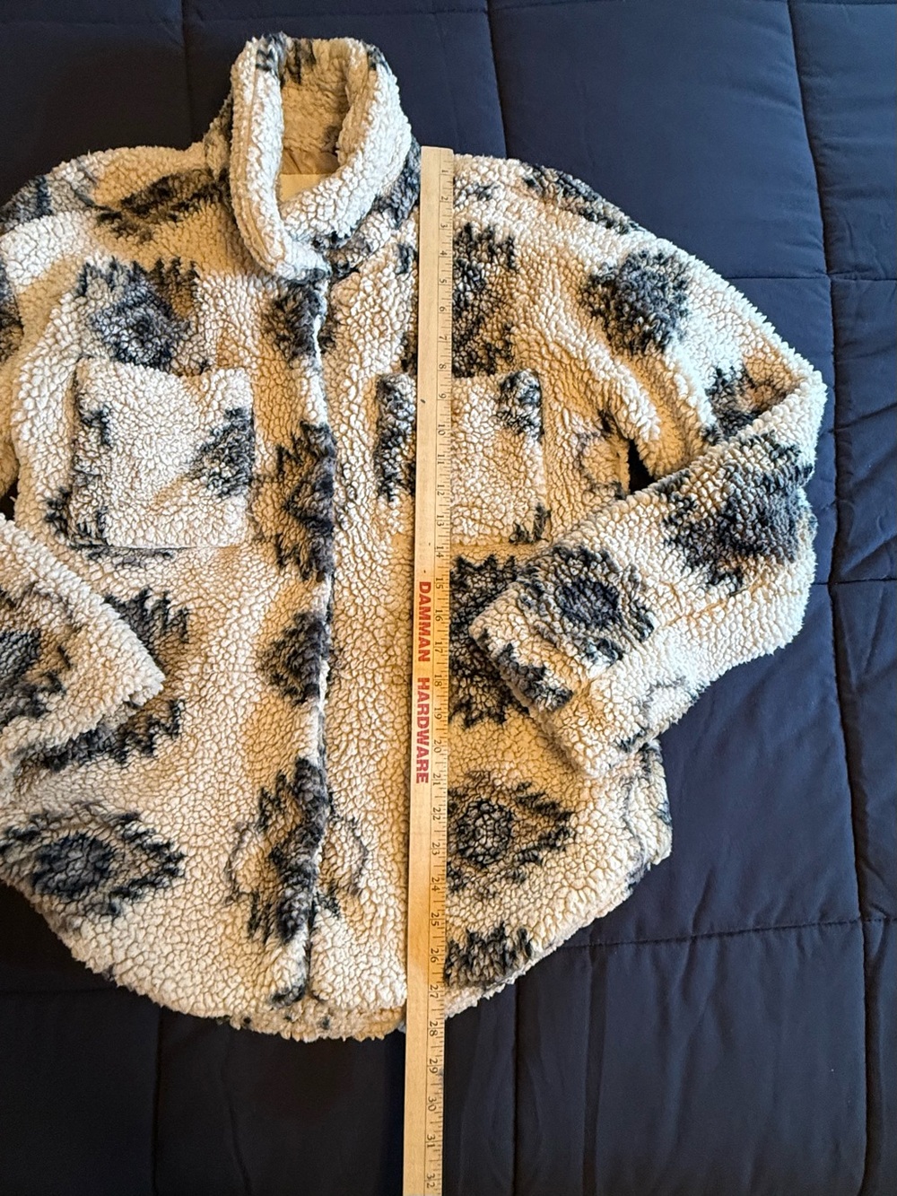 Thread & Supply Sherpa Fleece Shacket Ivory Gray Aztec Print Button Front Jacket - Picture 5 of 8